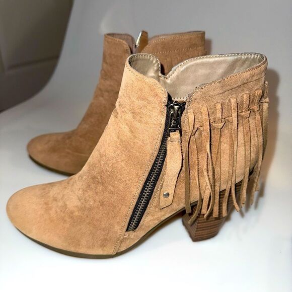BRECKELLES BRAND WOMENS ANKLE BOOTS - Picture 1 of 7